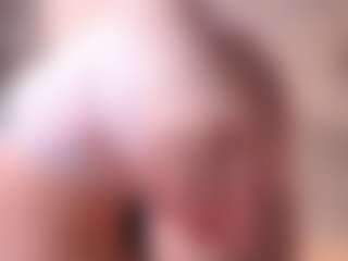 Live cam show with Sofia - Dance on eurowanks.com