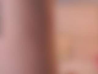 Live cam show with Sofia - Upskirt on Latina Girls