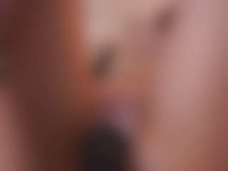 Live cam show with Sofia - Red Hair on friskycurves.com