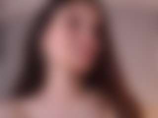 Live cam show with Sofia - Athletic on xDating