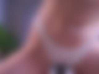 Live cam show with Sofia - Glasses on nudelive.tv