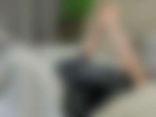 Live cam show with Sofia - Strip Red Hair on Camming Site