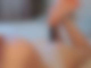 Live cam show with Sofia - Brown Eyes Red Hair on Mixed Magazine Live