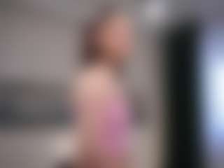 Live cam show with Sofia - Tease Red Hair on Chatstar