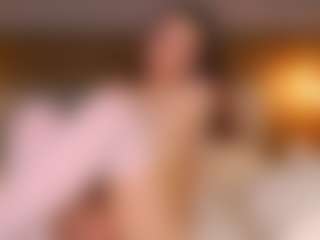 Live cam show with Sofia - Oil on live18s.com