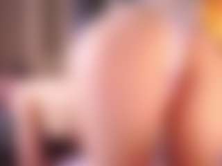 Live cam show with Sofia - Smoke on madthumbs