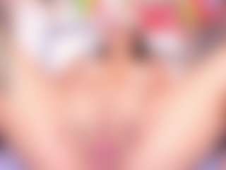 Live cam show with MiistyRose - Public on CamClone