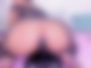 Live cam show with MiistyRose - Ass Bouncing on Camsoda
