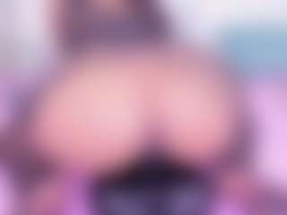 Live cam show with MiistyRose - Spank on Camsoda