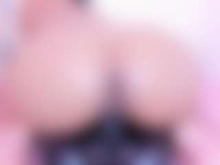 Live cam show with MiistyRose - Big Tits Small Tits on Camsoda