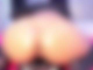 Live cam show with MiistyRose - Smoking on Camming Site