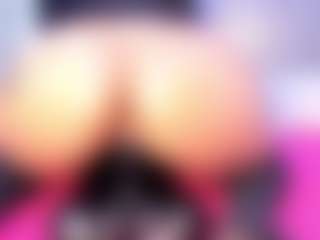 Live cam show with MiistyRose - Dildo Or Vibrator on Camming Site