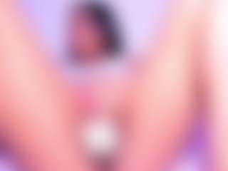 Live cam show with MiistyRose - Petite on Camming Site