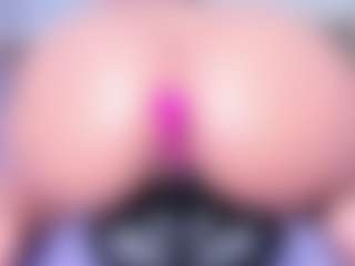 Live cam show with MiistyRose - Trimmed Granny on Streamer API