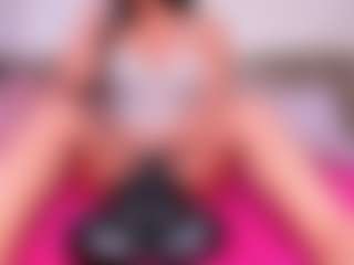 Live cam show with MiistyRose - Facial Piercings on LiveSexCams6