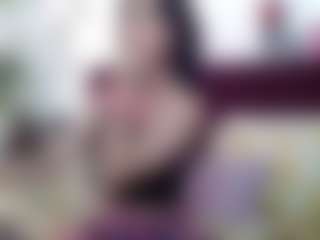 Live cam show with Saraanova - Small Cock on CamSextacy