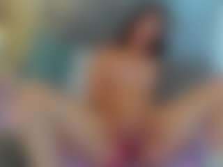 Live cam show with Skay-wish - Toys on 1on1-livenow
