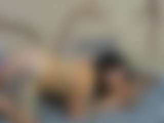Zayra MILF webcam performer live streaming