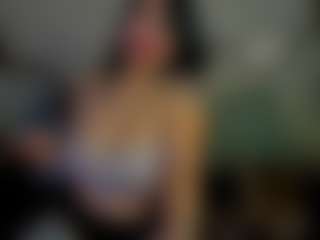 Zayra MILF webcam performer live streaming