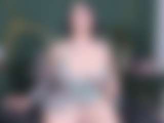 Live cam show with Zayra - Glasses on crypto-cams