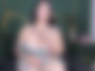Live cam show with Zayra - Spanks on Camsoda