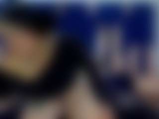 Live cam show with Zayra - Roleplay on CamClone