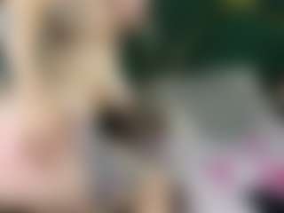 Live cam show with Zayra - Erotic Dance on CamClone