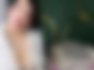 Live cam show with Zayra - Strip on Milfs Live