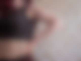 Live cam show with Isa - Average on Camiplay Live