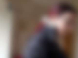 Live cam show with Isa - Sexy on SquirtSoMuch