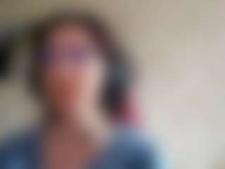 Isa's Live Sex Cam Show