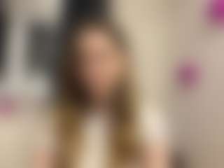 AdelinaComerford MILF webcam performer live streaming