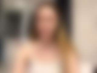 AdelinaComerford's Live Sex Cam Show