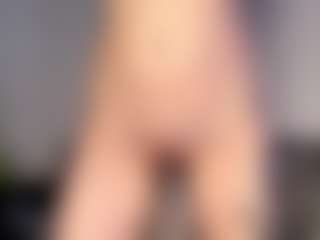 AdelinaComerford MILF webcam performer live streaming