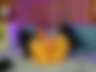 Live cam show with AshleyCutiePie - Blonde Hair Middle Aged on sexytreat.net