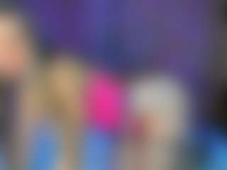 Live cam show with AshleyCutiePie - Blonde Hair Curvy on Chatstar