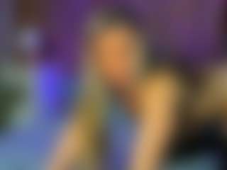 Live cam show with AshleyCutiePie - Middle Aged on livesuperchat.net