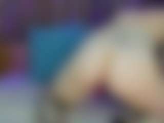 Live cam show with AshleyCutiePie - Blonde Hair Middle Aged on TeamSkeetLive