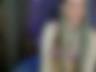 Live cam show with AshleyCutiePie - Middle Aged on Chatstar