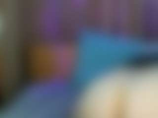 Live cam show with AshleyCutiePie - Blonde Hair Middle Aged on Big Tits