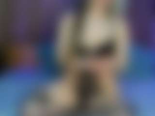 Live cam show with AshleyCutiePie - Blonde Hair Middle Aged on friskycurves.com