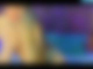 Live cam show with AshleyCutiePie - Blonde Hair Middle Aged on sexylivex.com