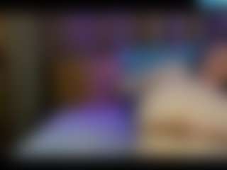 Live cam show with AshleyCutiePie - Blonde Hair Middle Aged on Camming Site