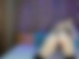 Live cam show with AshleyCutiePie - Blonde Hair MILF on CamClone