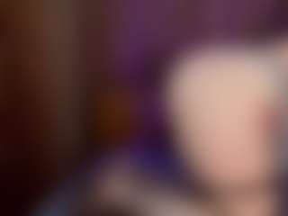 AshleyCutiePie MILF webcam performer live streaming