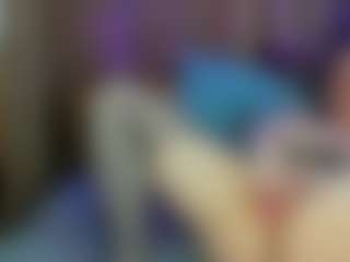 Live cam show with AshleyCutiePie - Blonde Hair Middle Aged on hotwifechat.live