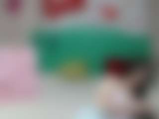 Live cam show with JessicaBreeze - Thin on madthumbs