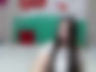 Live cam show with JessicaBreeze - Camel Toe on chickslive.net