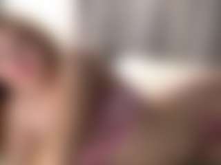 Live cam show with Stacy - Camel Toe on Camsoda
