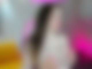 Kylara-1's Live Sex Cam Show
